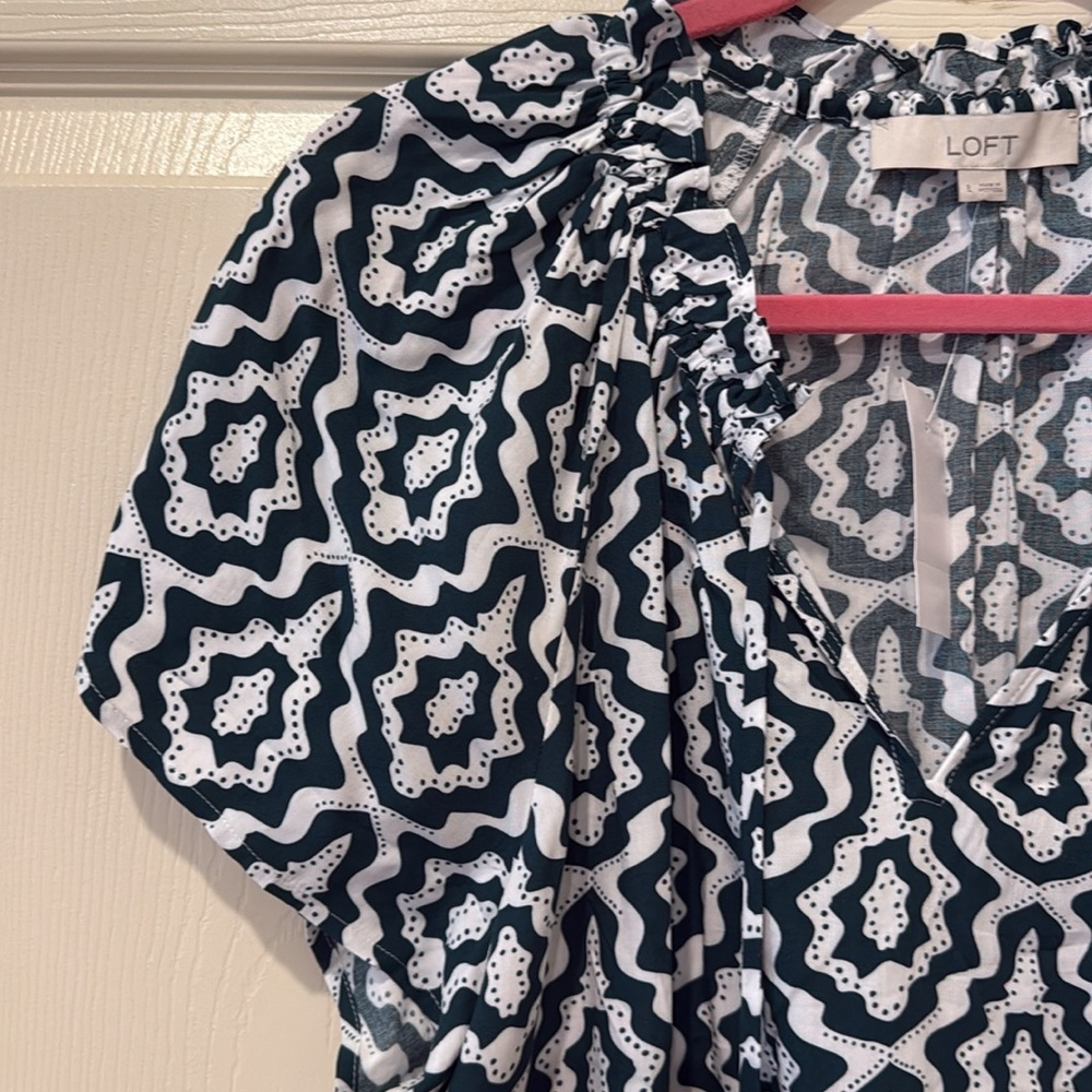 LOFT Green and White Geometric Maxi Skirt Set - Picture 3 of 6